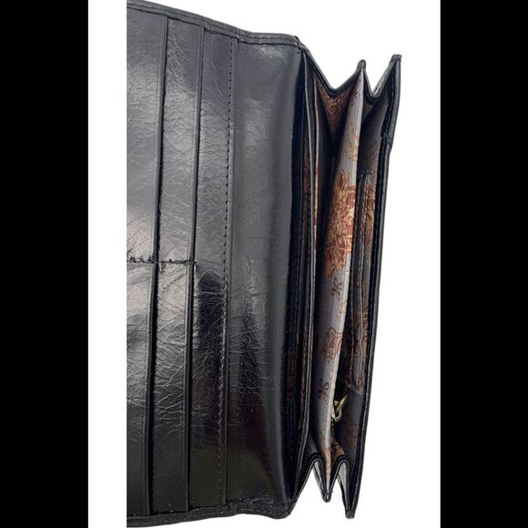 HOBO Women\'s Charter Leather Continental Wallet Black